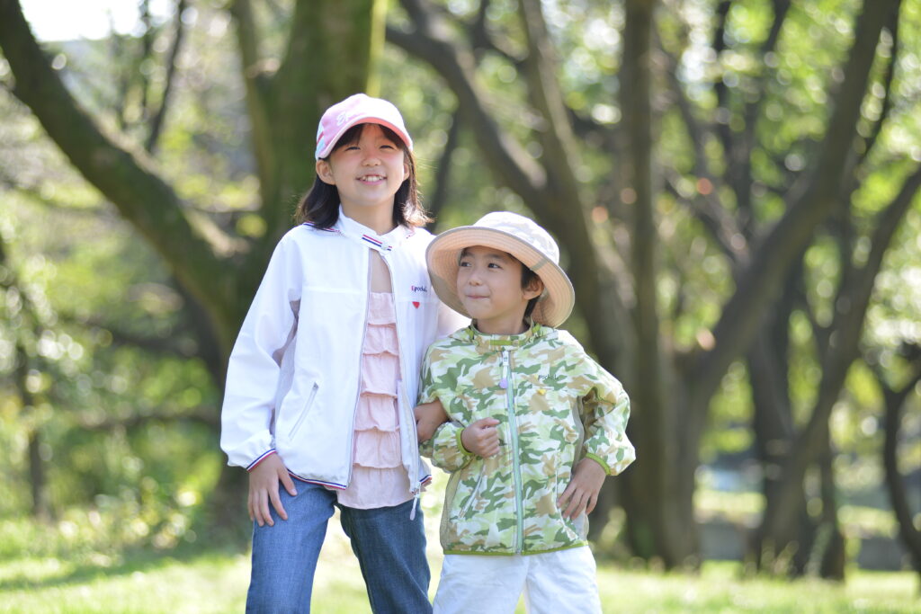 子ども達も来ていることを忘れるくらい軽いアウターです。